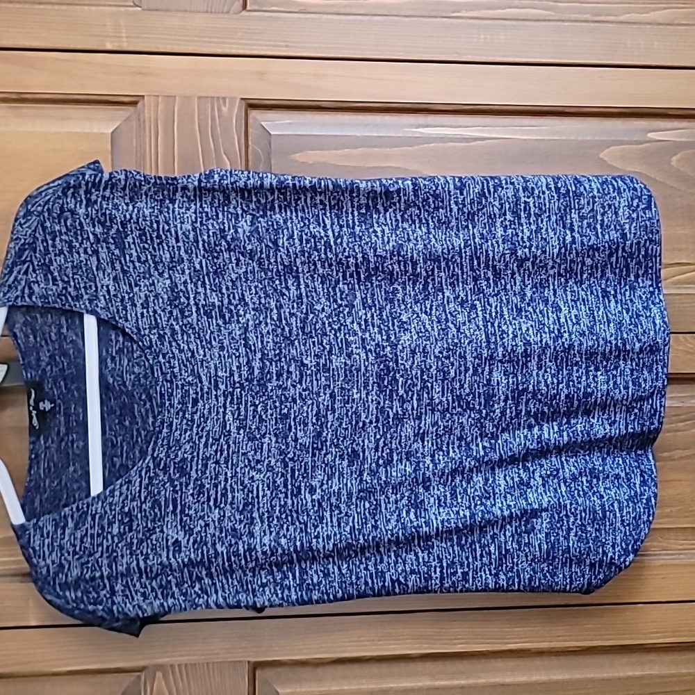 Blue Slinky brand LG top